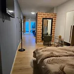 House Haute Apartment